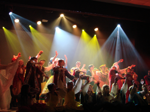 Snow White and the 11½ Dwarfs show photos