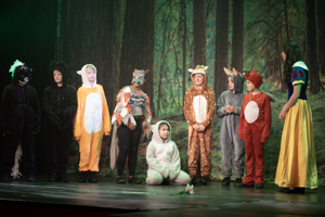 Snow White and the 11½ Dwarfs show photos