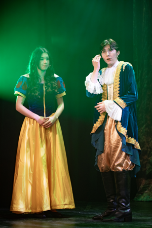 Snow White and the 11½ Dwarfs show photos