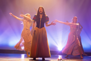 Snow White and the 11½ Dwarfs show photos