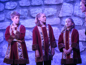 Snow White and the 11½ Dwarfs show photos