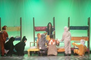 Snow White and the 11½ Dwarfs show photos