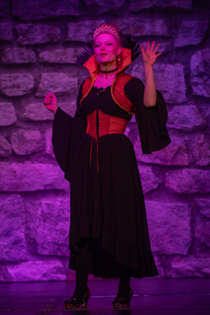 Snow White and the 11½ Dwarfs show photos