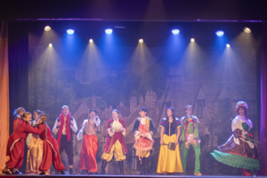 Snow White and the 11½ Dwarfs show photos