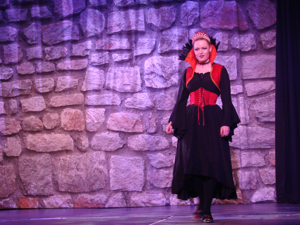 Snow White and the 11½ Dwarfs show photos