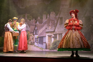 Snow White and the 11½ Dwarfs show photos