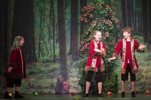 Snow White and the 11½ Dwarfs show photos