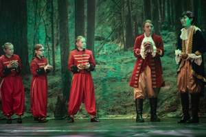 Snow White and the 11½ Dwarfs show photos