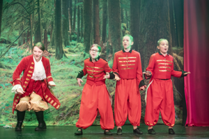 Snow White and the 11½ Dwarfs show photos