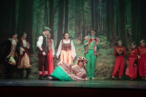 snow White and the 11½ Dwarfs show photos