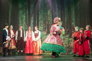 snow White and the 11½ Dwarfs show photos