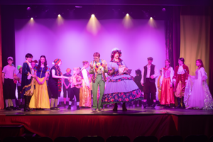 Snow White and the 11½ Dwarfs show photos