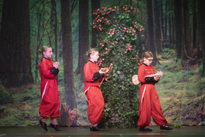 Snow White and the 11½ Dwarfs show photos