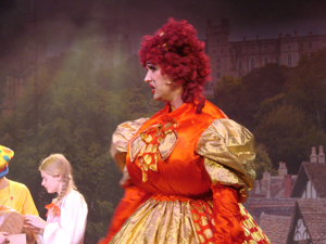 Snow White and the 11½ Dwarfs show photos