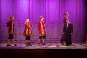 Snow White and the 11½ Dwarfs show photos