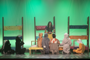 Snow White and the 11½ Dwarfs show photos