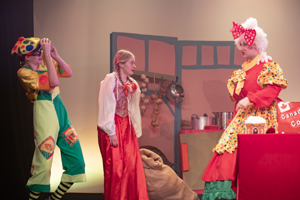 Snow White and the 11½ Dwarfs show photos