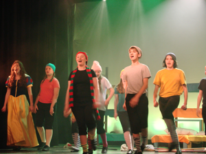 Snow White and the 11½ Dwarfs show photos